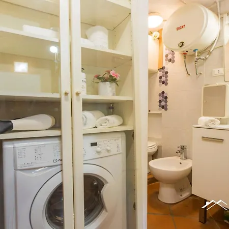 | 1br | Ac | Paraggi | Peaceful Retreat | By Tilo